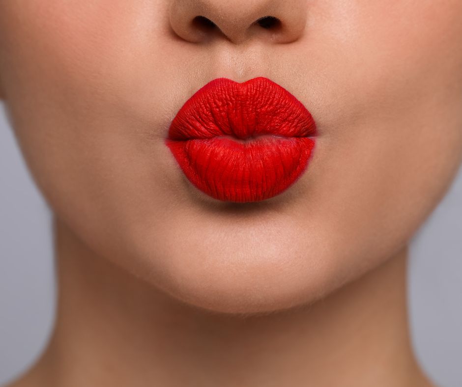 Kissable Lips: How to Achieve a Luscious Pout